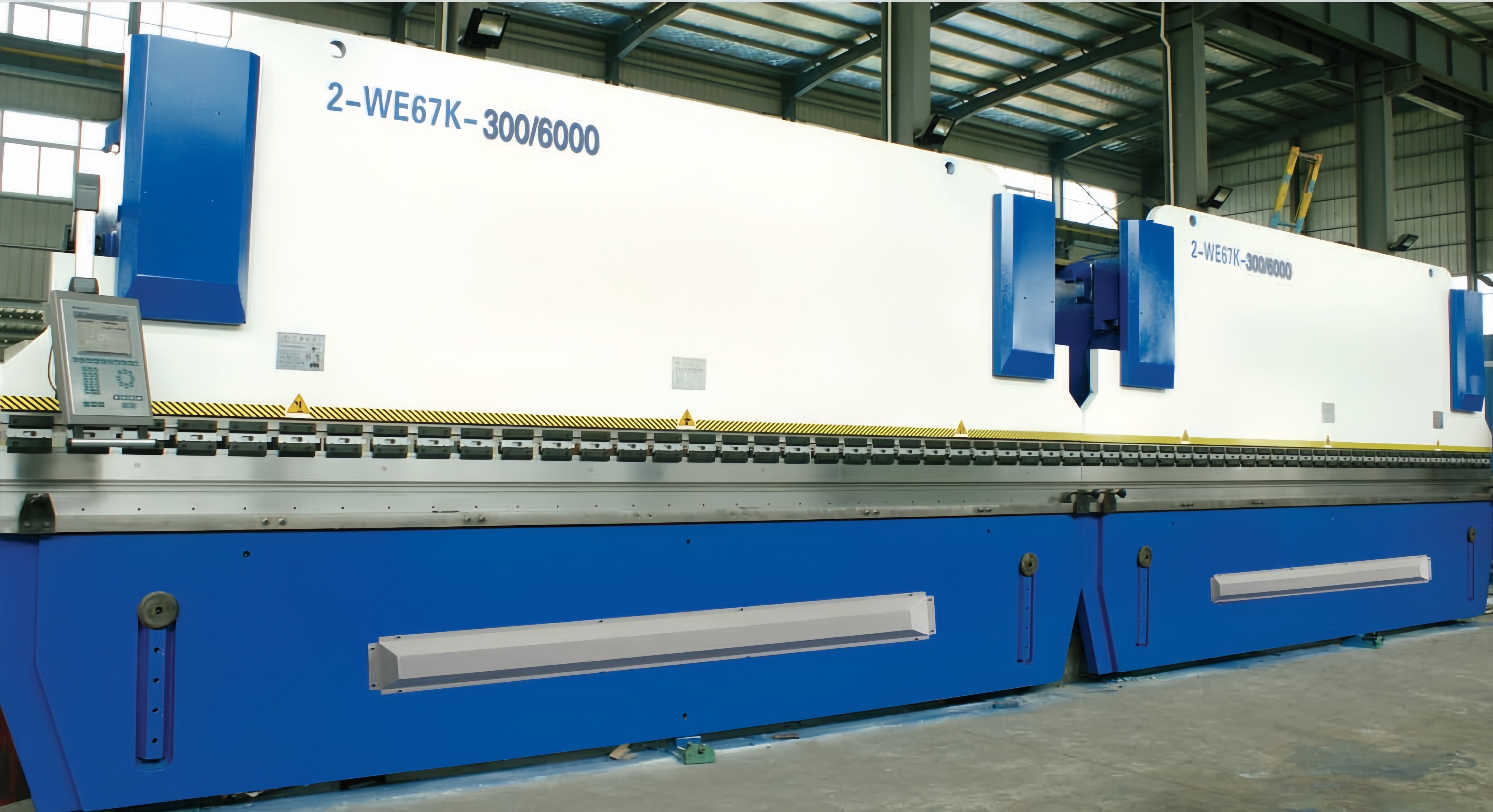 DUAL MACHINE LINKAGE CNC PRESS BRAKE, WE67K SERIES